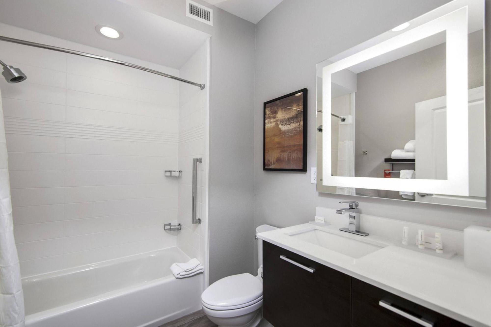 Towneplace Suites By Marriott Houston Hobby Airport Luaran gambar